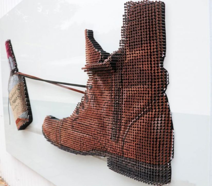 螺丝钉|一个螺丝钉，竟卖出6万美金？这样作画也太酷了吧！