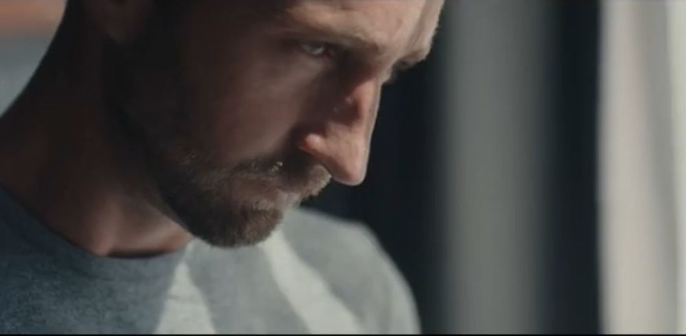 螺丝钉|一个螺丝钉，竟卖出6万美金？这样作画也太酷了吧！