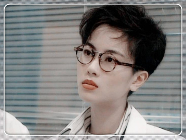 关之琳,林青霞,李嘉欣,蔡少芬,袁咏仪,钟楚红,邱淑贞等等,但留短发