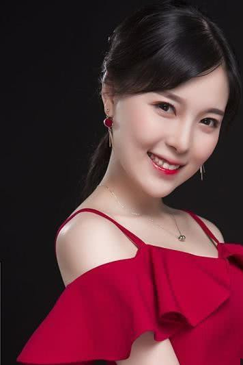 dnf第一美女主播晴子即将迎来虎牙首秀人气能与旭旭比吗