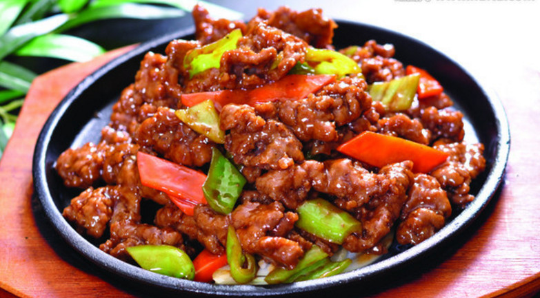 粤菜铁板黑椒牛柳