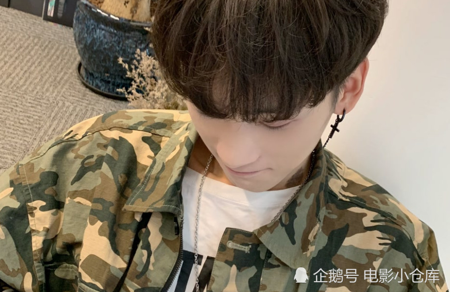 毛宸宸过生日开直播被封号,知道原因后网友笑喷!小不点:同情你