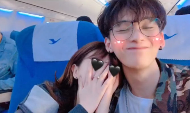 毛宸宸过生日却请来了套路璐前男友,看清正脸后,网友:面子真大