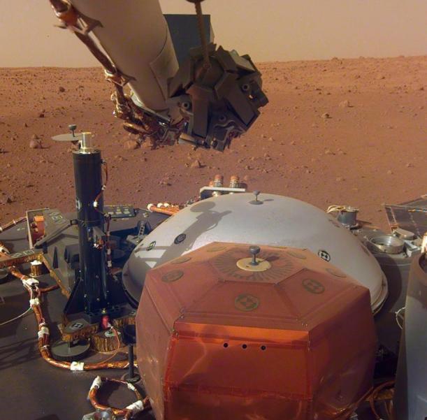 第一次火星内部体检就发现反常,十年内监测数千次仍留下一个疑问