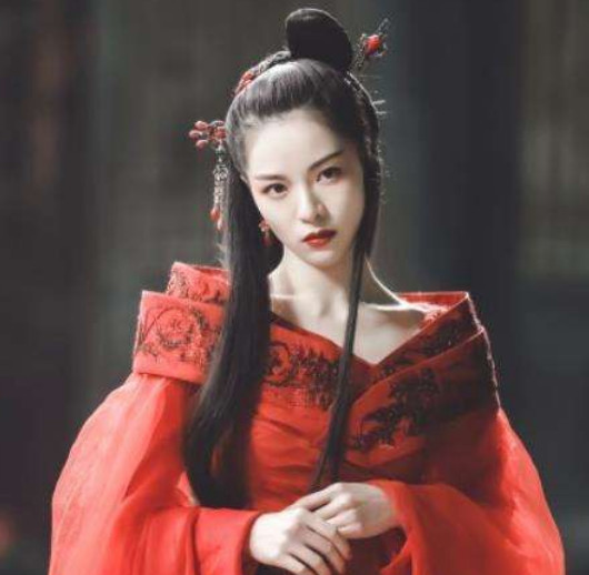 网红版聂小倩,王祖贤珍珠泪杨幂灵动颜,网友:谁都能演小倩了?