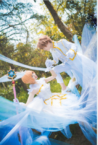cos:《魔卡少女樱》木之本樱李小狼,婚纱照的既视感,好有爱
