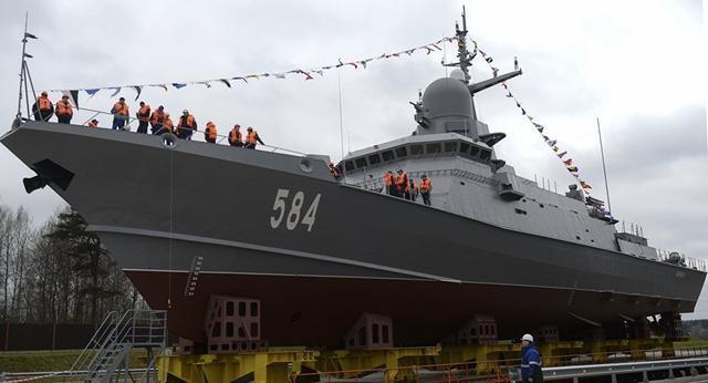 万恶之源没有钱,俄罗斯海军捉襟见肘,只能小船扛大弹撑场面