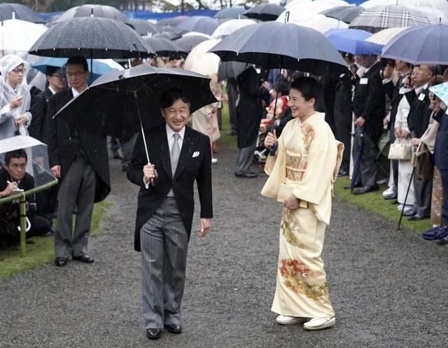关于日本天皇德仁的一切：令和元年，起风了_腾讯新闻