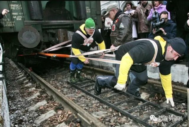 2019,奔腾T77的灾祸之年