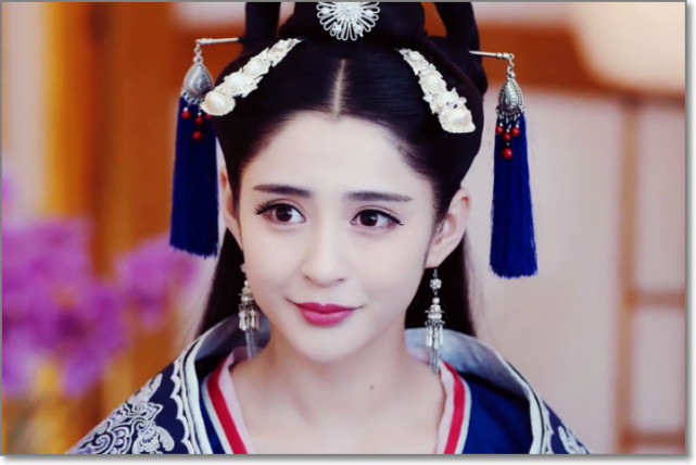 有种"意外"叫做李心艾的手,小手出镜那一刻,让人"万念俱灰"