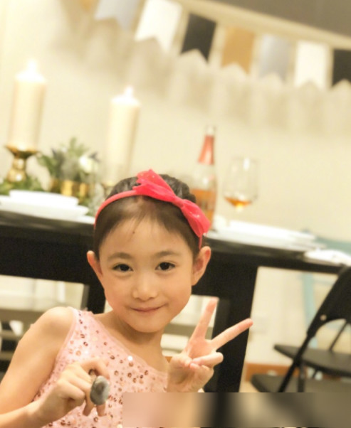 《爸爸回来了》时隔五年,7岁奥莉颜值太高,冰雪聪明活泼开朗