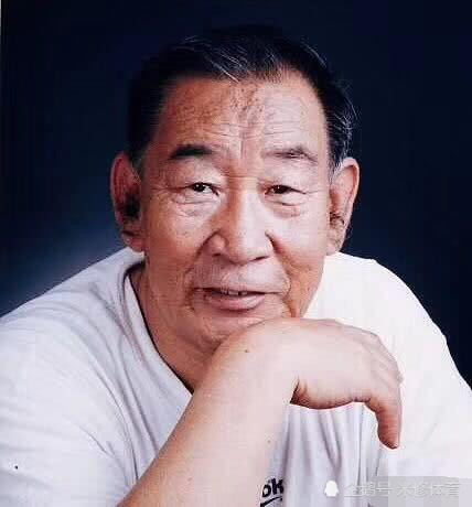 噩耗!中国田径泰斗去世,培养多位冠军,鞠躬尽瘁72岁才退休