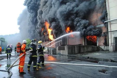 火焰蓝 正青春——我是消防员解忠奇