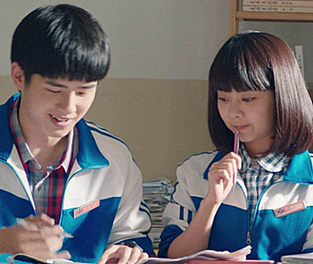 打开腾讯新闻,查看更多图片 >在电视剧版中是由刘昊然主演的,刘昊然也