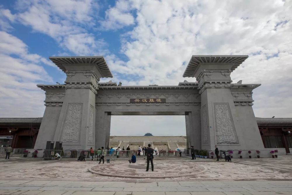 汉中兴汉胜境活动嗨翻五一,《天汉传奇》演出竟一票难求