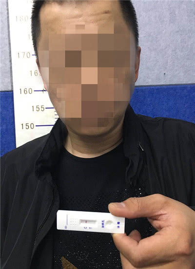 港某小区的29岁女子刘某,向黄石市公安局黄石港分局红旗桥派出所报警