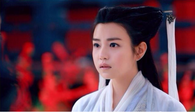 新版《神雕侠侣》,小龙女仙气全无,郭襄扮演者撞脸李亚鹏   笨笨