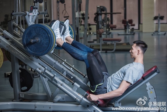 沉默领袖易建联:17年负重前行 时间抹平所有争议