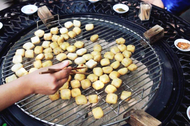 云南红河州这4道美食独一无二,触动你的味蕾,