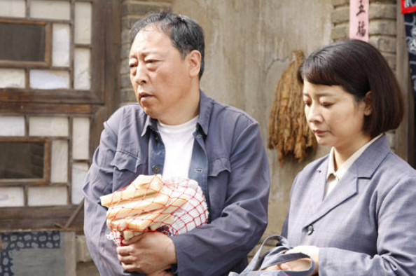 叶落长安贫穷的生活一个家庭发展的不易