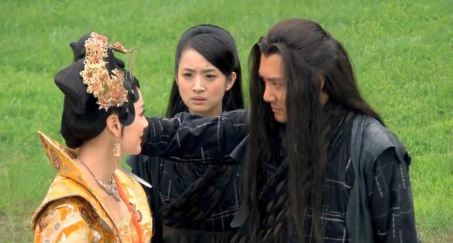 村,自己衣衫褴褛在内乞讨,苍头军出身的刘桃枝就是在乞丐村凭着一番话