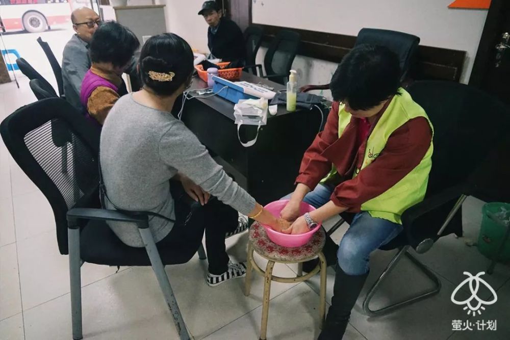 北京大学首钢医院老年人看病代挂号缓解就医焦虑的简单介绍