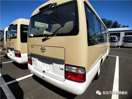 豐田考斯特19座中巴價格20座通勤接待車