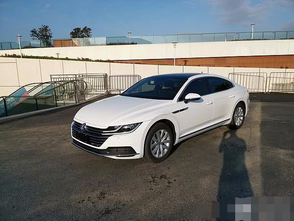 30万内能买到的最成功溜背轿跑车,3款高颜值无框车门车型推荐