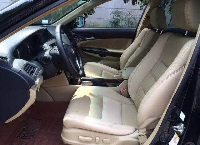 电动座椅和手动座椅有啥区别?修车工一解