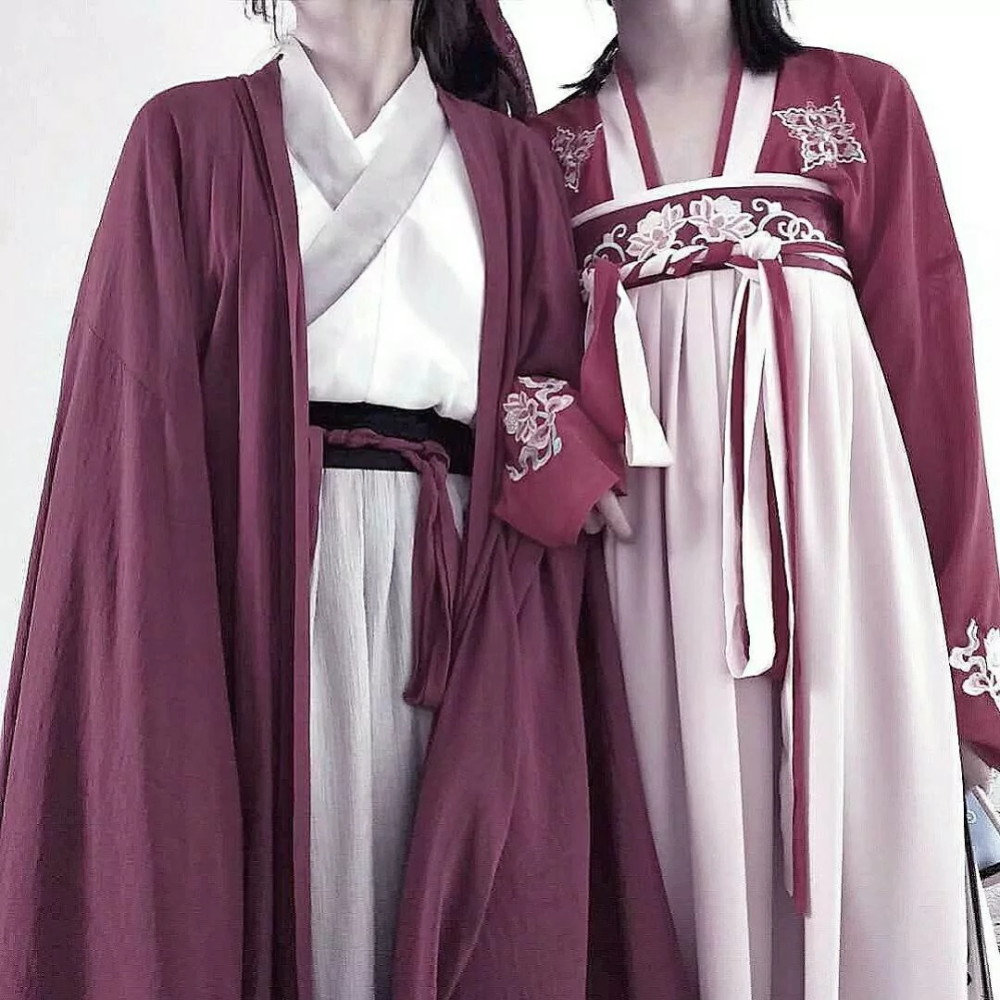 露脸头像已过时,最近流行"汉服 挡脸"闺蜜头,三百六十度爆美