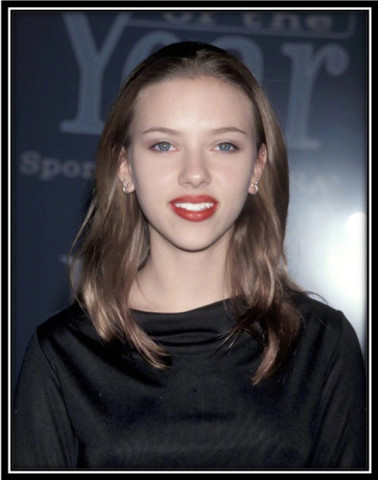 的寡姐斯嘉丽约翰逊,所以小编也先给大家放上一张寡姐年轻时候的美貌