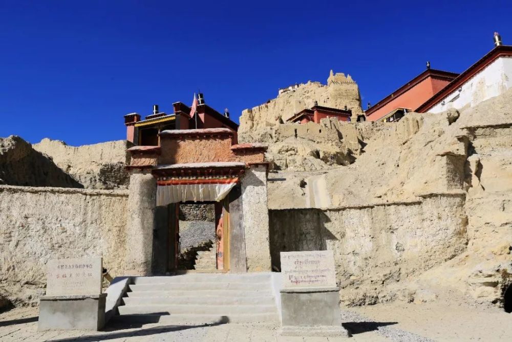 吐蕃王朝为何没入侵印度反而时常骚扰唐朝爱好和平的英雄民族