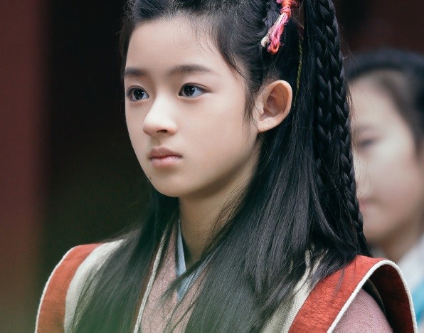 最美05后小童星诞生?她演过赵丽颖杨幂小时候