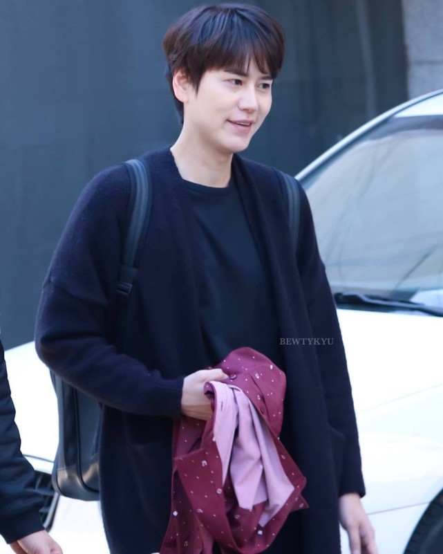 曺圭贤最后一天服兵役照曝光,等了10年,sj终于全员军毕了