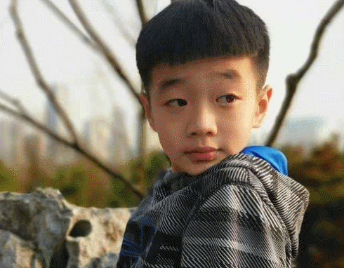 有一种"整容"叫5年后的杨阳洋,近照曝光,网友:我等你长大!