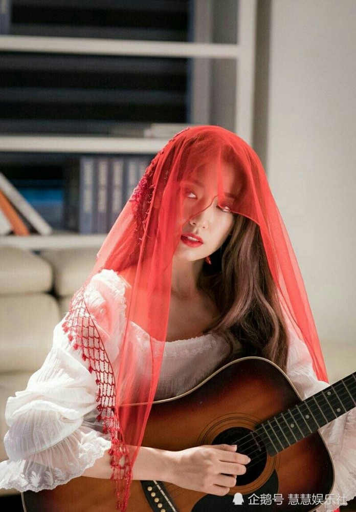 朴信惠两周瘦成瓜子脸,分享减肥经验,奉劝网友不要尝试