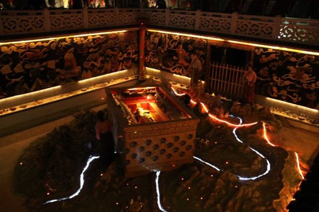 都说秦始皇陵墓的风水最好那么为何他的子孙后代如此凄惨