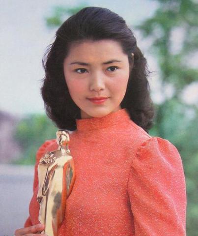 80年代美女没有美颜相机 没有ps神器 颜值令90后很惊讶