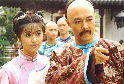 紫薇乾隆父女同框林心如趴张铁林肩头大喊我的皇阿玛