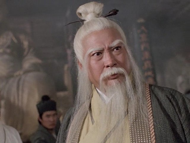 鸠摩智曾用少林七十二绝技之一的"无相劫指"偷袭扫地僧,同样的,少林刚