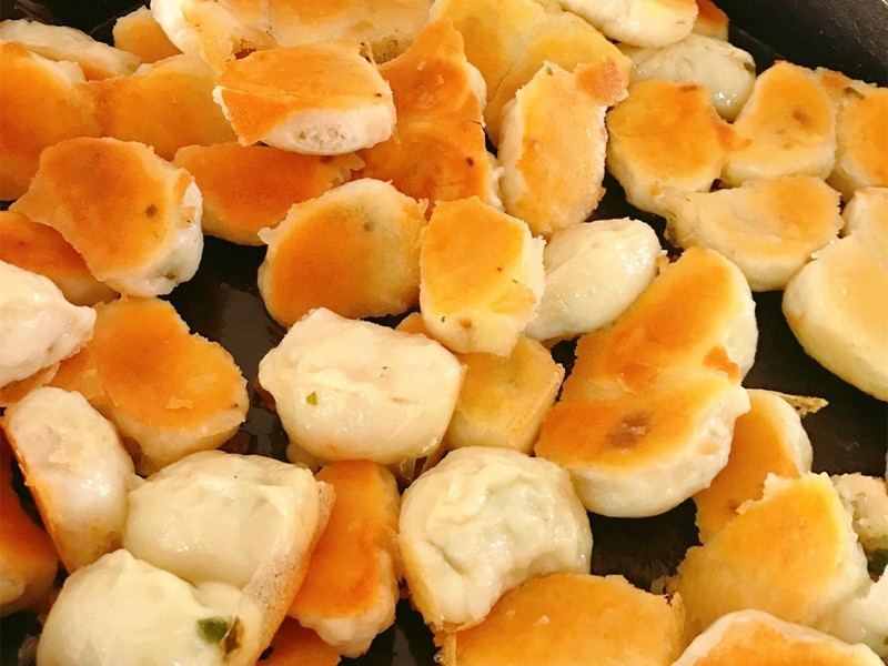 而我们早餐的种类也是有非常的多,因地区和饮食习惯的不同,早餐种类