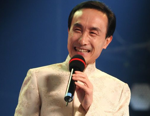 著名小品演员巩汉林,"隐瞒"36年的妻子?原来是我们熟悉的她