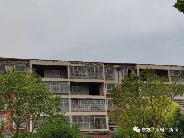河南郸城:行政区内的违建楼住了三四年业主不