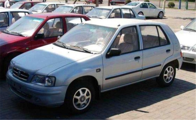 如果高铁以每小时300公里的速度行驶,这时候人