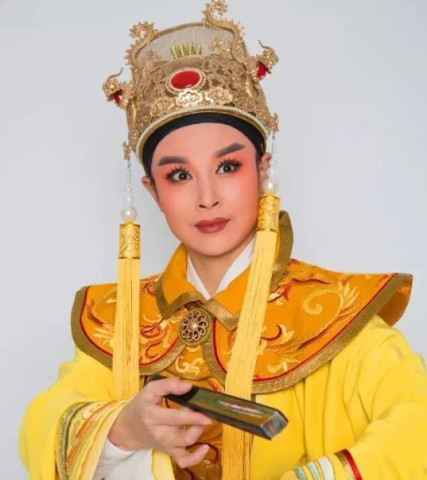 还记得"越剧演员"杨魏文?如今发展的怎样了,一般人不知道