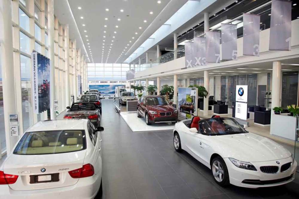 买车时,为什么4s店免费送贴膜?事后才知道,全都是套路