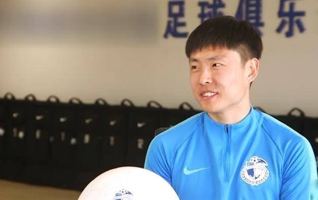 郑龙状态不佳,大连一方百场朱挺不用,舒斯特尔激活之人无法登场