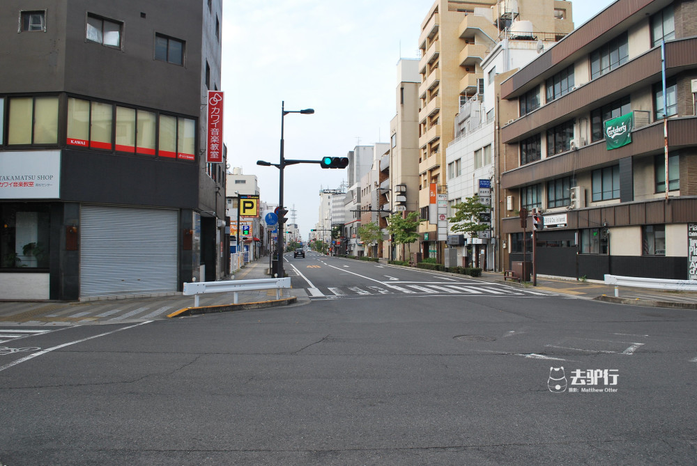 日本最 懒 的城市 城市街道却十分干净 仿若中国的海南