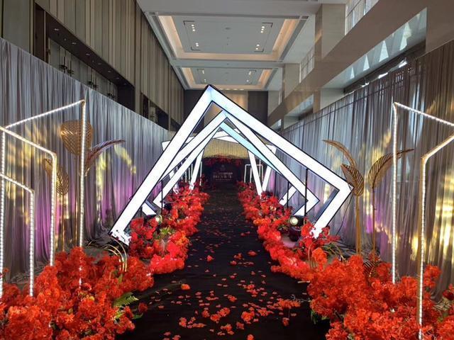 2019时尚先生颁奖盛典盛大召开转运女神陈怡彤应邀出席