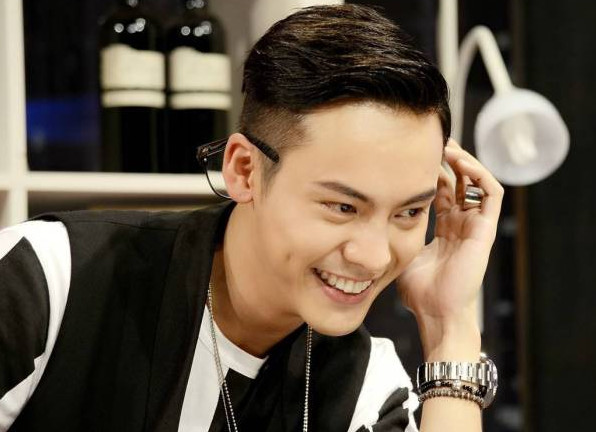 陈伟霆用粤语说脏话,节目组连字幕都不敢打,网